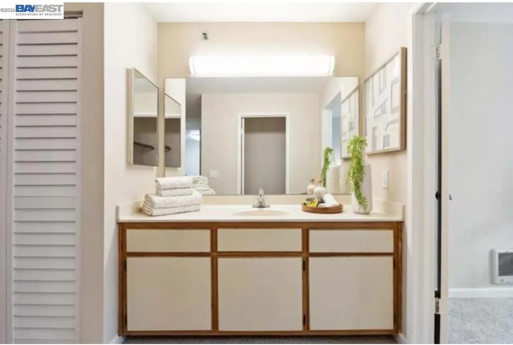 680 Dartmore Lane #260 Hayward, CA 94544