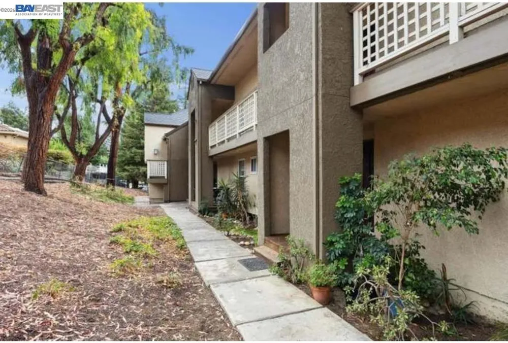680 Dartmore Lane #260 Hayward, CA 94544