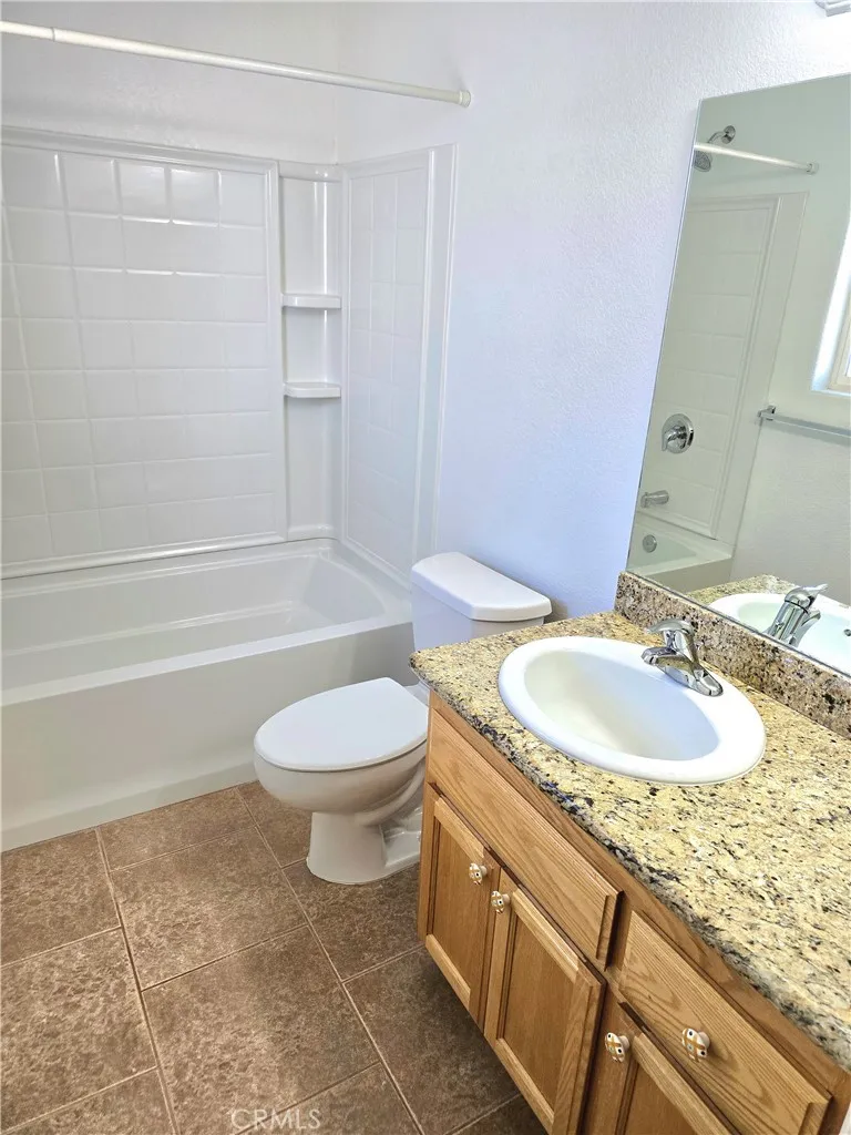 74404 Pinon 29 Palms, CA 92277