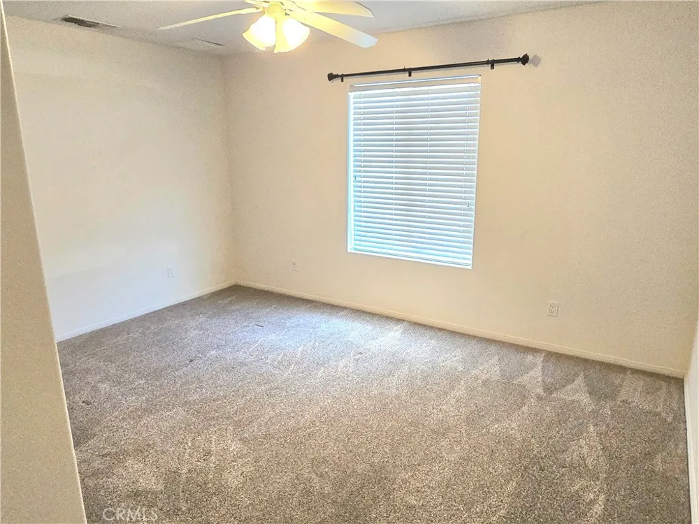 74404 Pinon 29 Palms, CA 92277