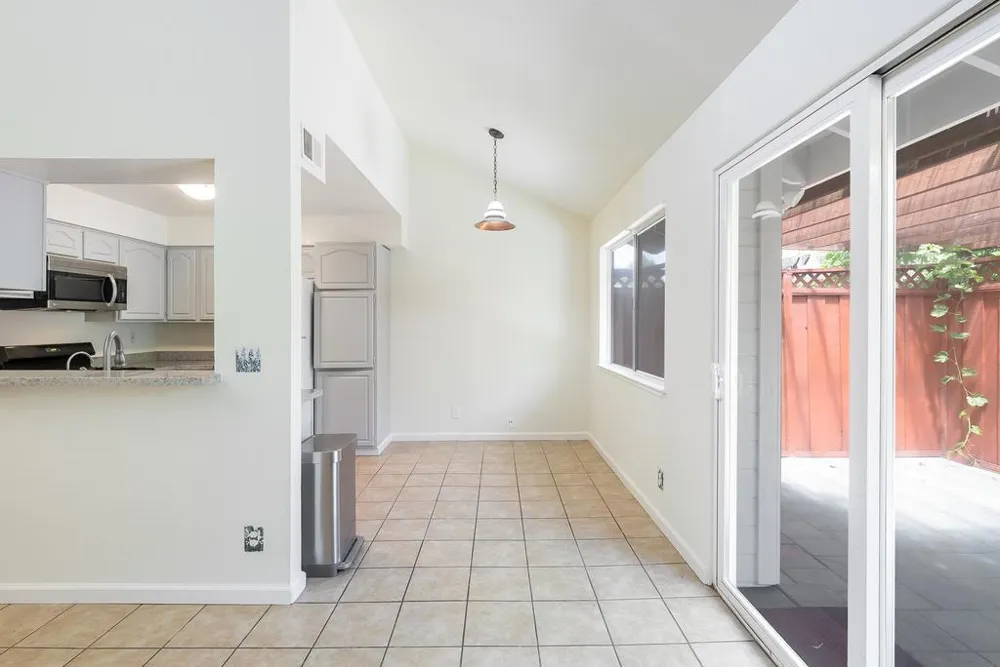 155 Montebello Drive Watsonville, CA 95076
