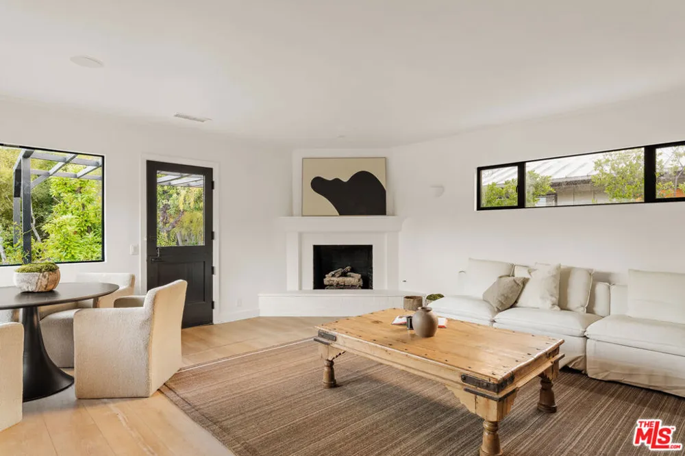 803 Country Club Drive Ojai, CA 93023
