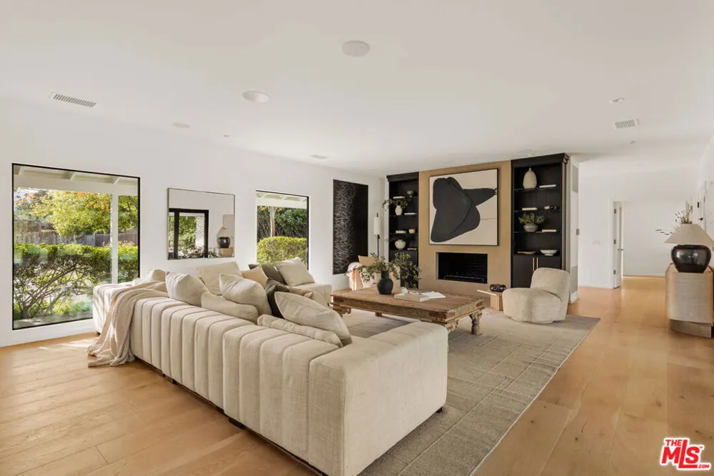 803 Country Club Drive Ojai, CA 93023