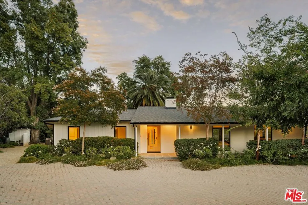 803 Country Club Drive Ojai, CA 93023