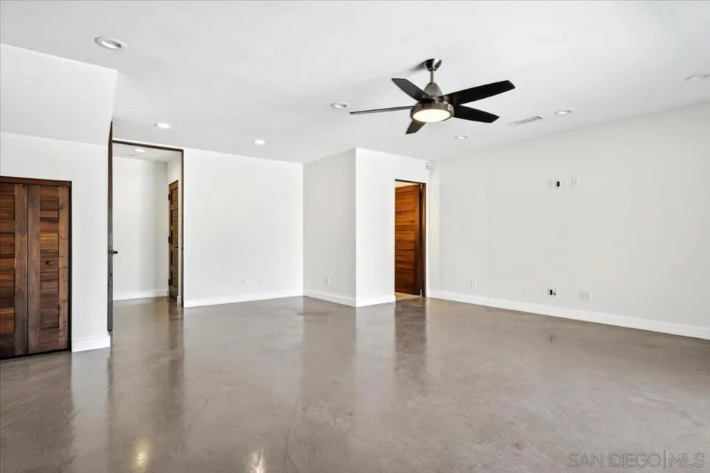 1769 Plum San Diego, CA 92106