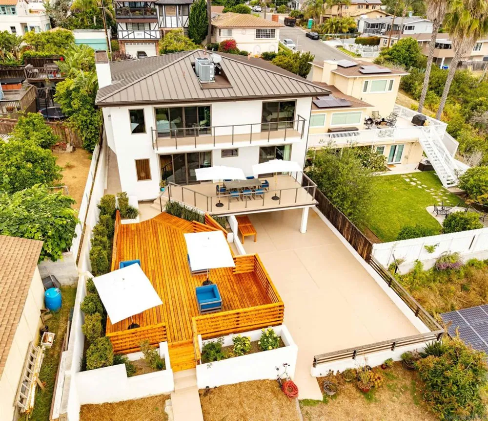 1769 Plum San Diego, CA 92106