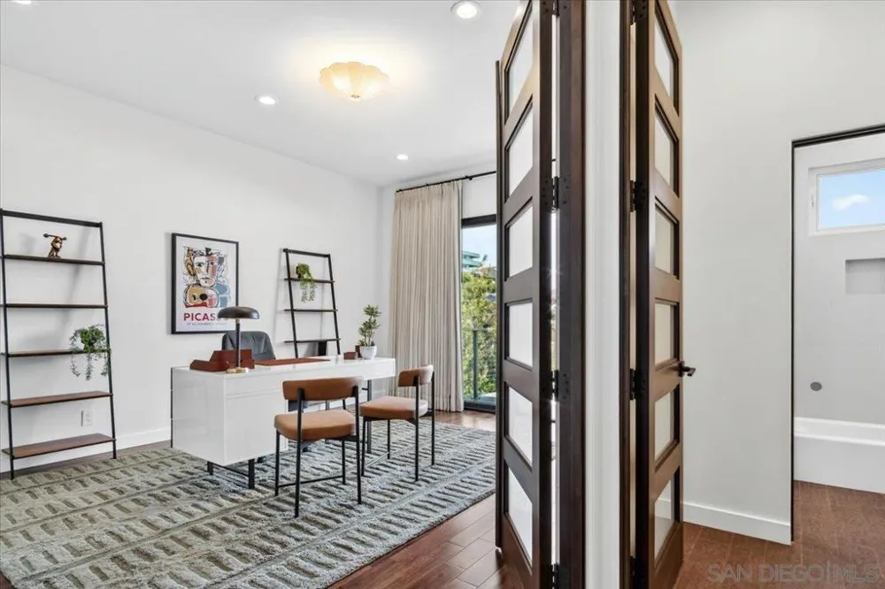 1769 Plum San Diego, CA 92106