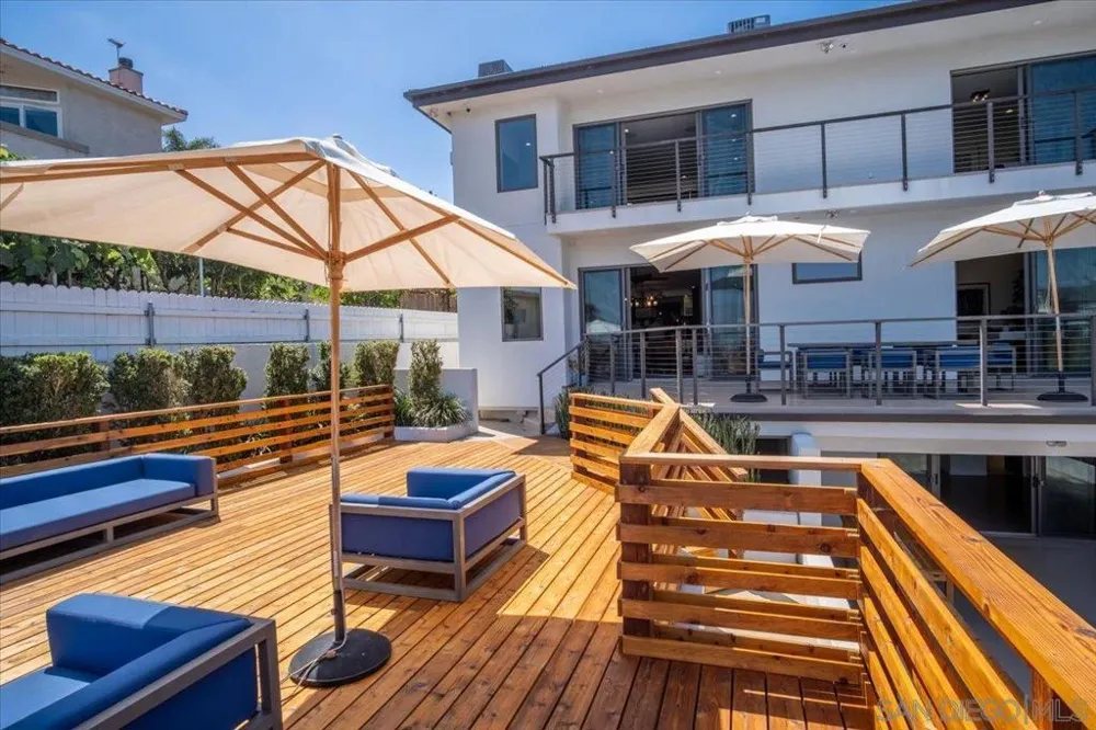 1769 Plum San Diego, CA 92106