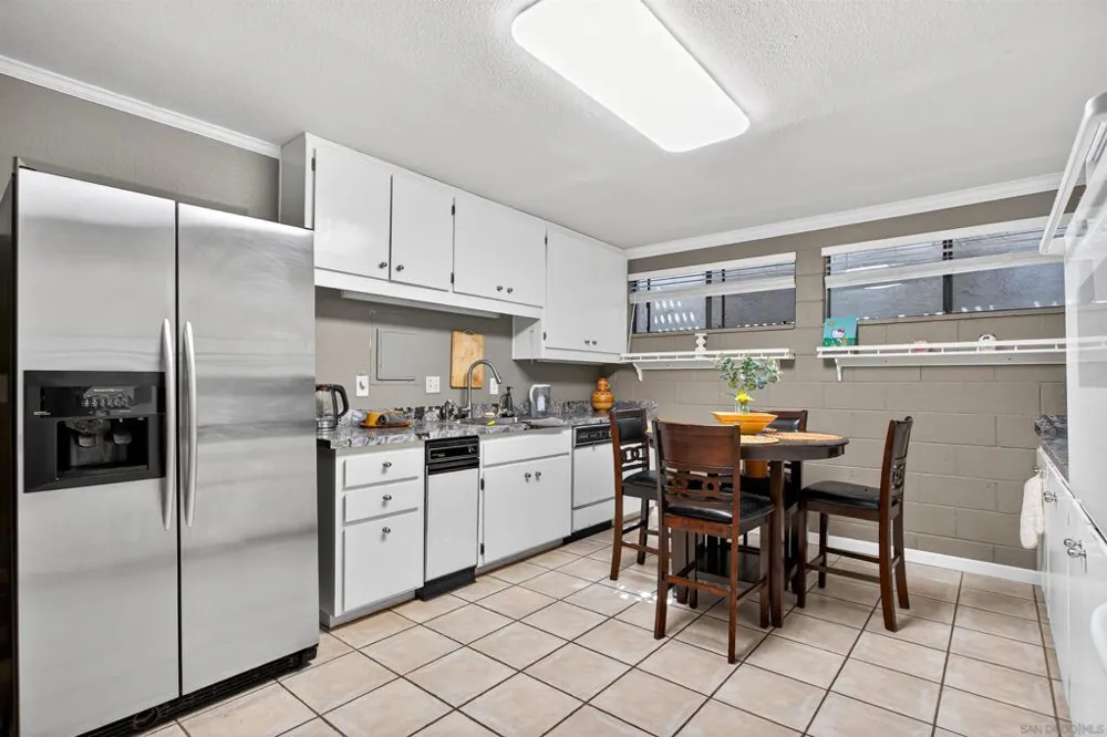 11330 Crazy Horse Dr Lakeside, CA 92040