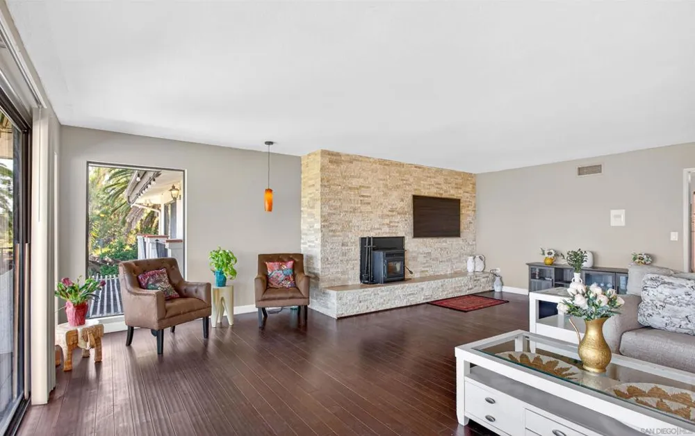 11330 Crazy Horse Dr Lakeside, CA 92040