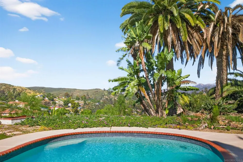 11330 Crazy Horse Dr Lakeside, CA 92040