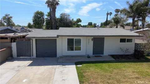 8401 Tampa