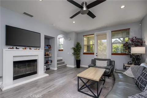 634 S Melrose