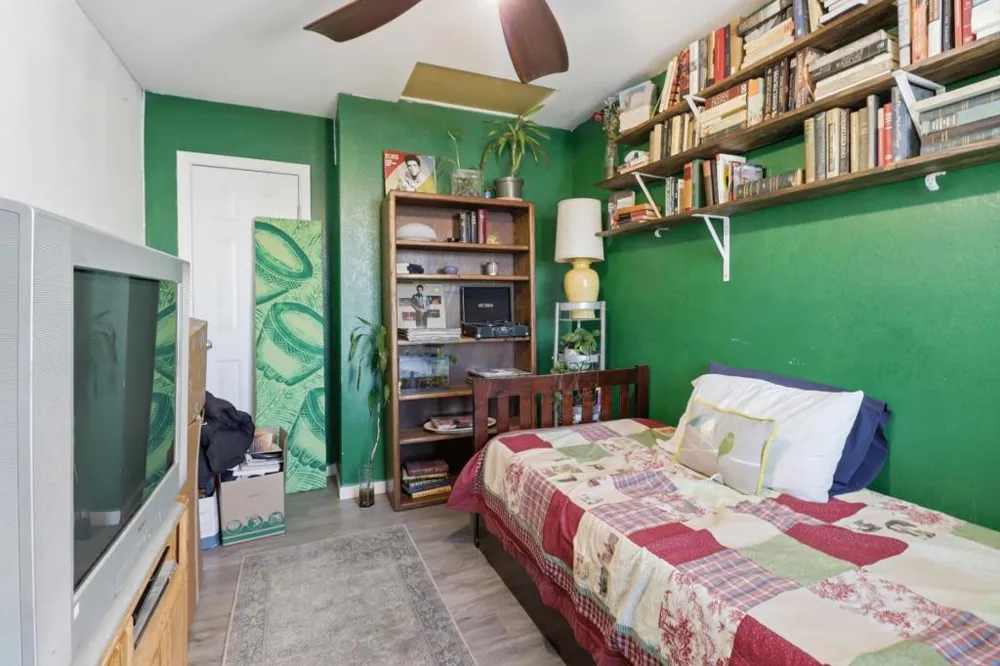 216 Rio Verde Street Daly City, CA 94014