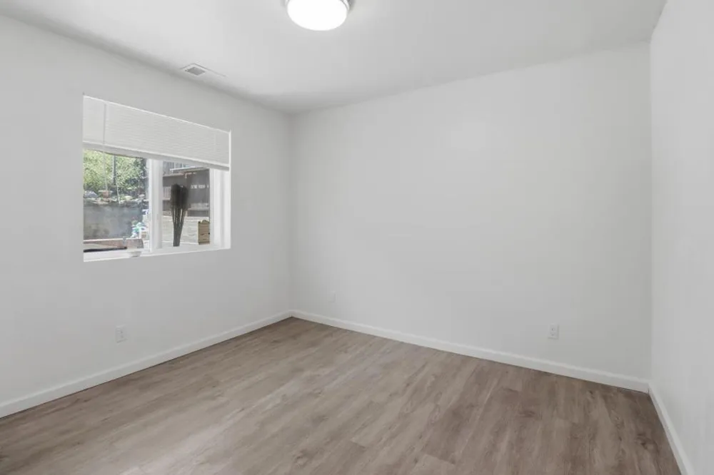 216 Rio Verde Street Daly City, CA 94014