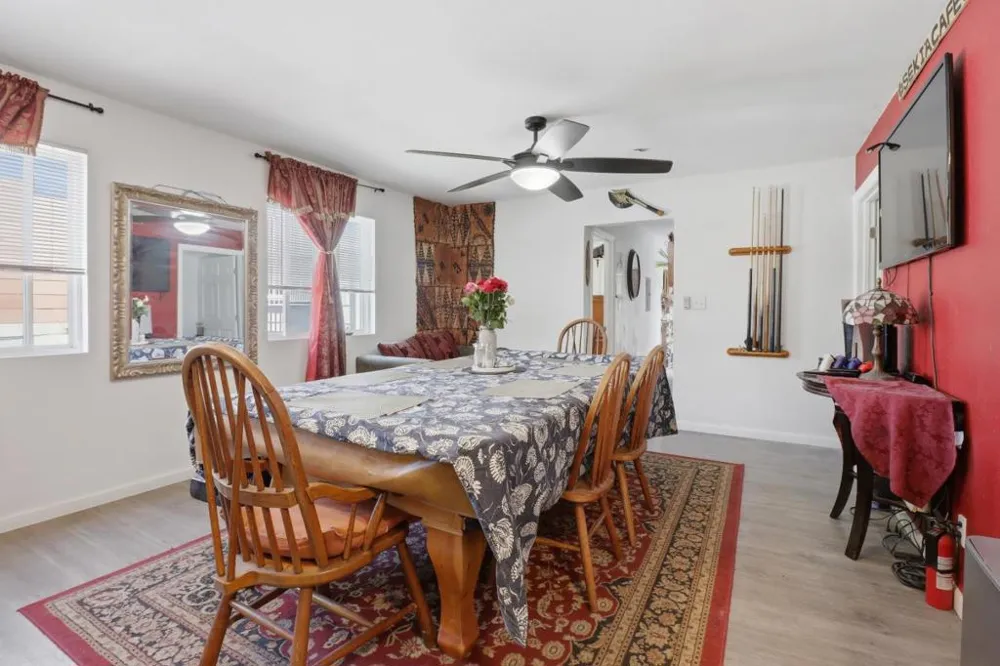 216 Rio Verde Street Daly City, CA 94014