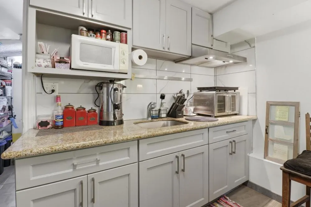 216 Rio Verde Street Daly City, CA 94014