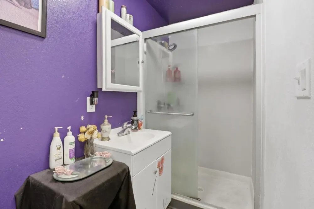 216 Rio Verde Street Daly City, CA 94014