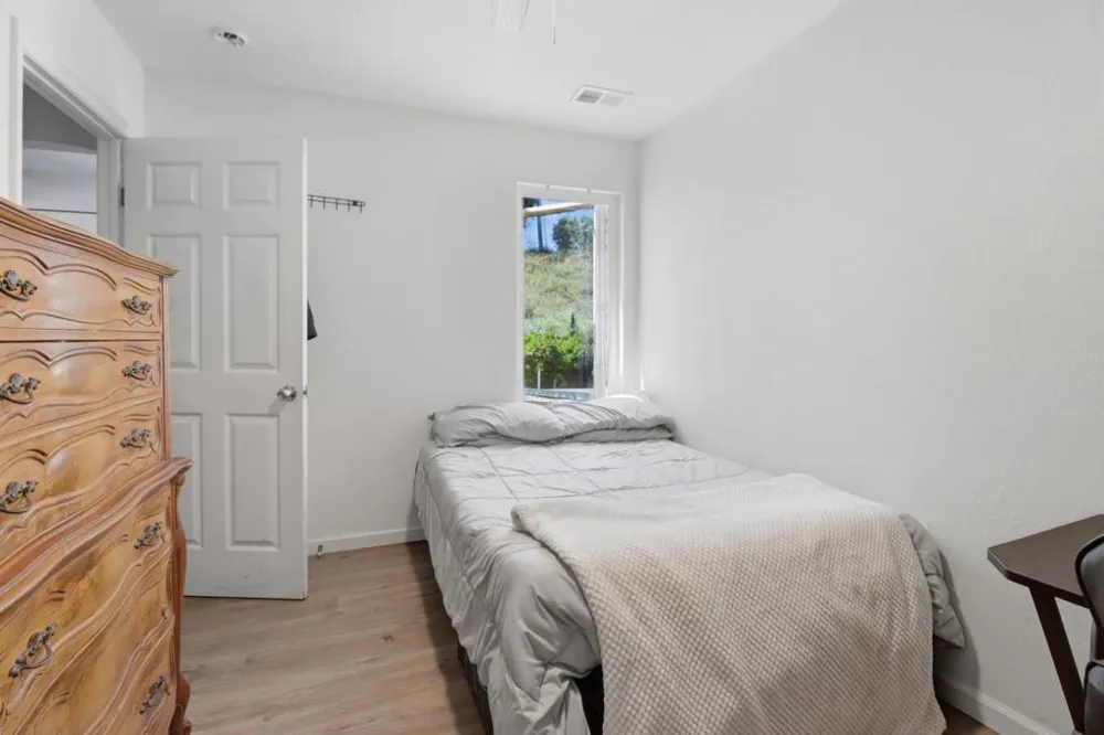216 Rio Verde Street Daly City, CA 94014