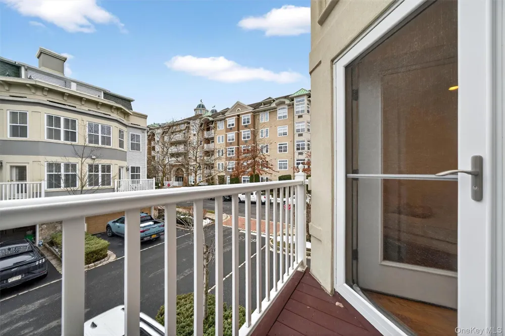 3 Harbor Pointe Drive Haverstraw, NY 10927