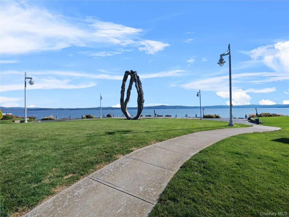 3 Harbor Pointe Drive Haverstraw, NY 10927