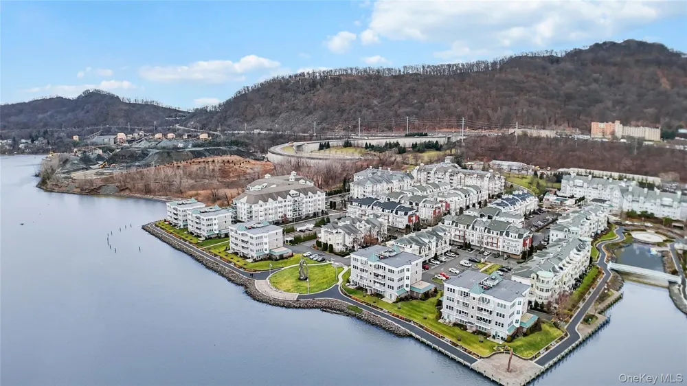 3 Harbor Pointe Drive Haverstraw, NY 10927