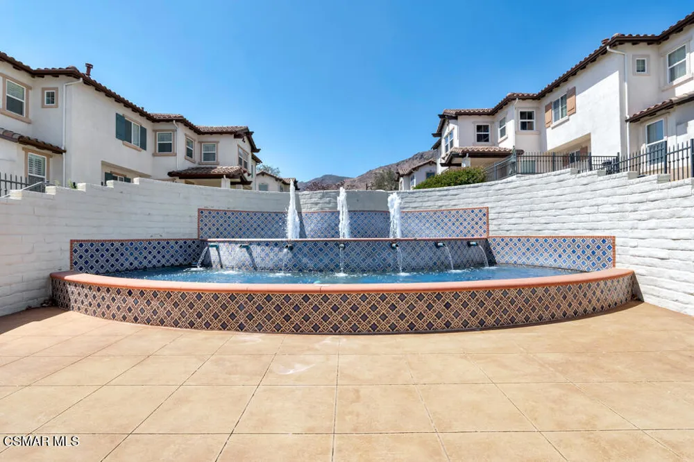 141 Via Aldea Newbury Park, CA 91320