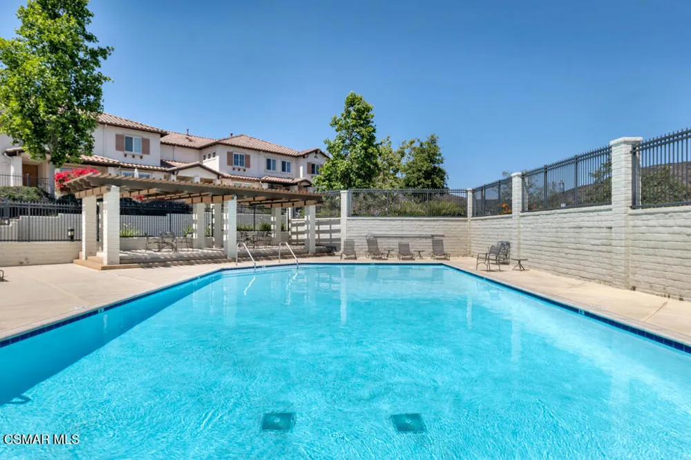 141 Via Aldea Newbury Park, CA 91320