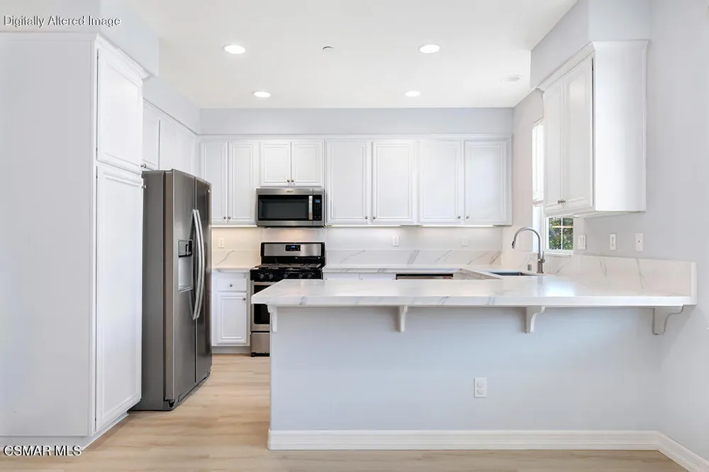 141 Via Aldea Newbury Park, CA 91320
