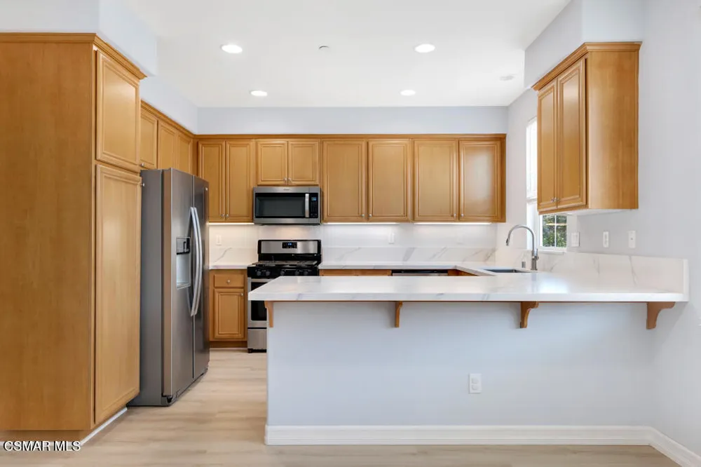 141 Via Aldea Newbury Park, CA 91320