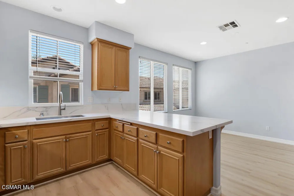 141 Via Aldea Newbury Park, CA 91320