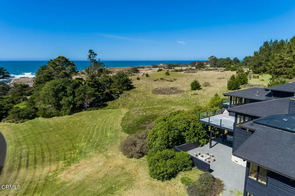 45460 Indian Shoals Road Mendocino, CA 95460