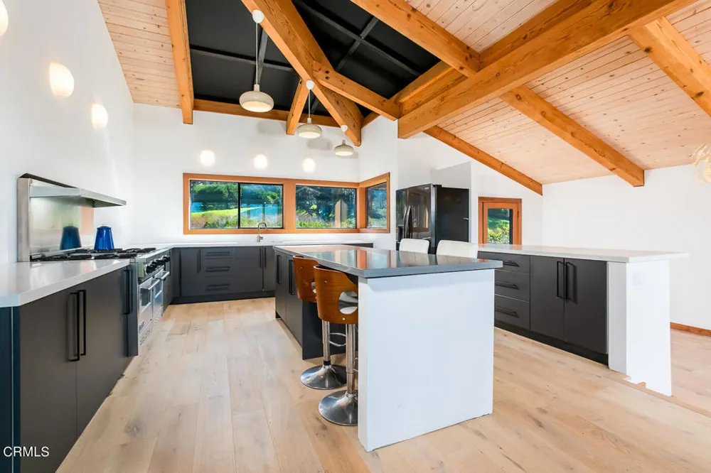 45460 Indian Shoals Road Mendocino, CA 95460