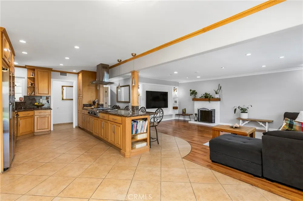7689 Holder Buena Park, CA 90620