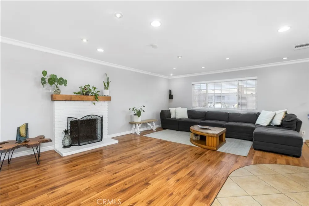 7689 Holder Buena Park, CA 90620