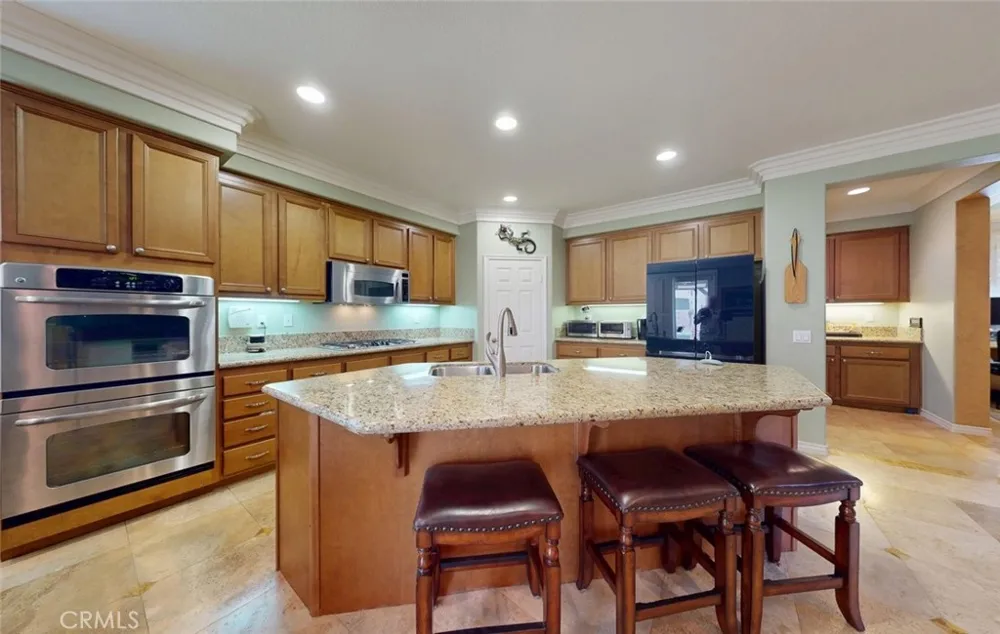 14518 Ithica Eastvale, CA 92880