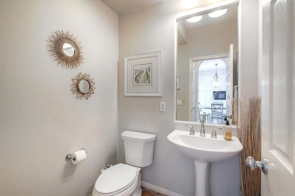 688 Cypress Hills Drive Encinitas, CA 92024