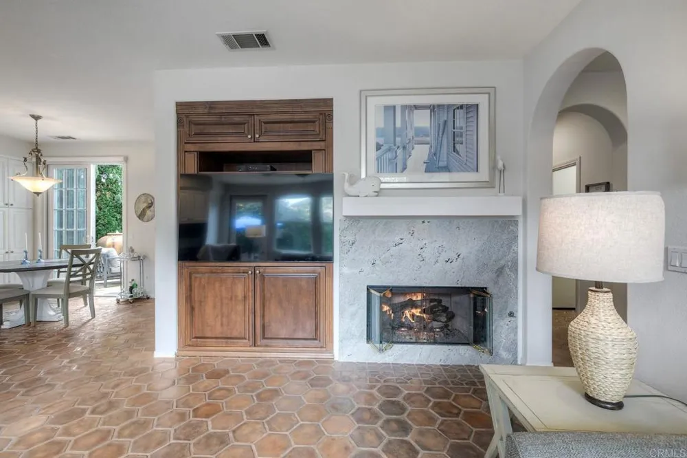 688 Cypress Hills Drive Encinitas, CA 92024
