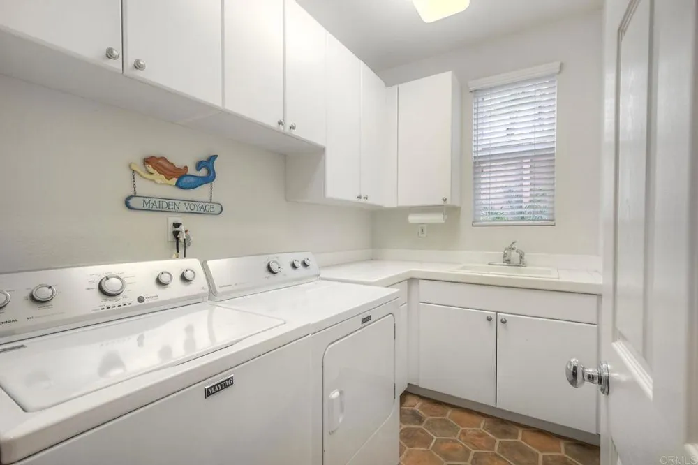 688 Cypress Hills Drive Encinitas, CA 92024