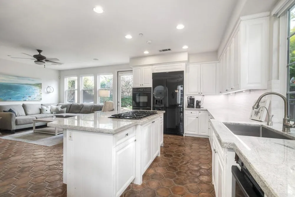 688 Cypress Hills Drive Encinitas, CA 92024