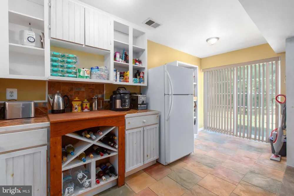 9206 SANDY BEACH LANE King George, VA 22485
