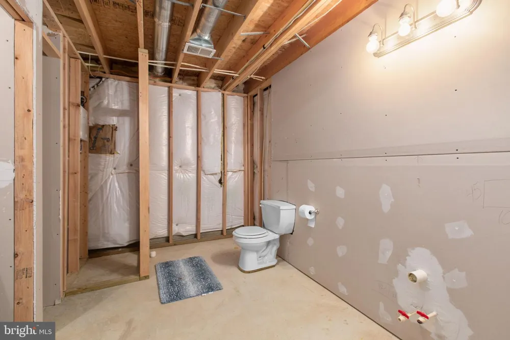 9206 SANDY BEACH LANE King George, VA 22485