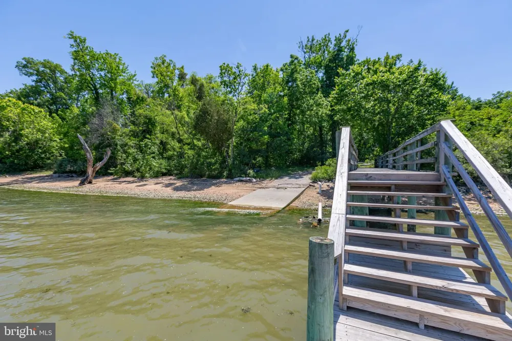 9206 SANDY BEACH LANE King George, VA 22485