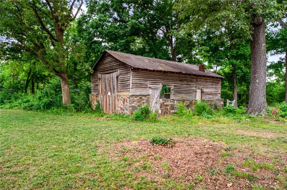 451 Toms Creek Road Martin, GA 30557