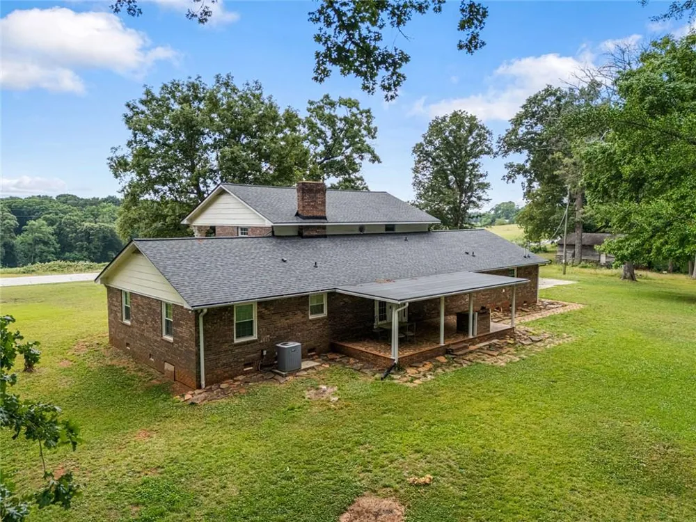 451 Toms Creek Road Martin, GA 30557