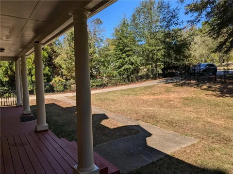 4401 Riverlake Way