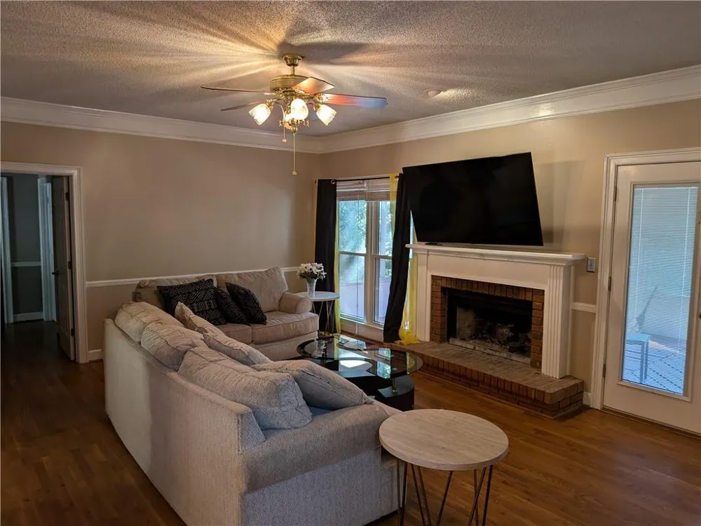 4401 Riverlake Way Snellville, GA 30039