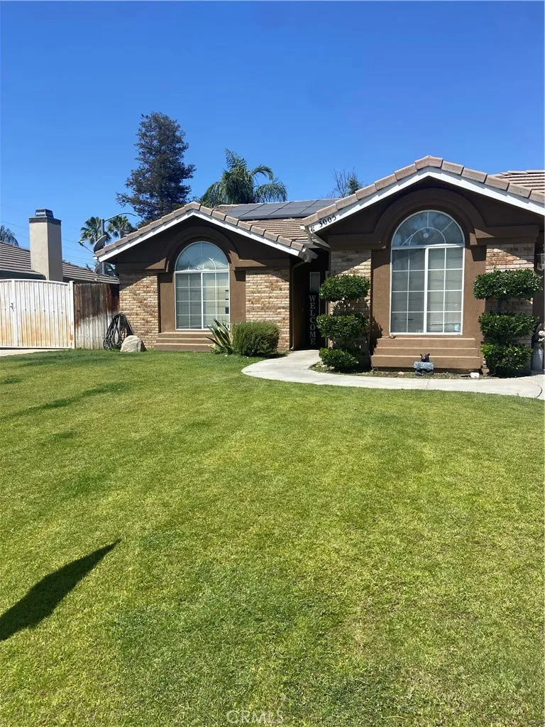 3005 Green Mountain Bakersfield, CA 93312