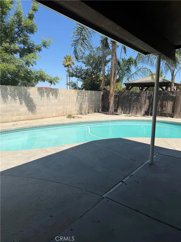 3005 Green Mountain Bakersfield, CA 93312