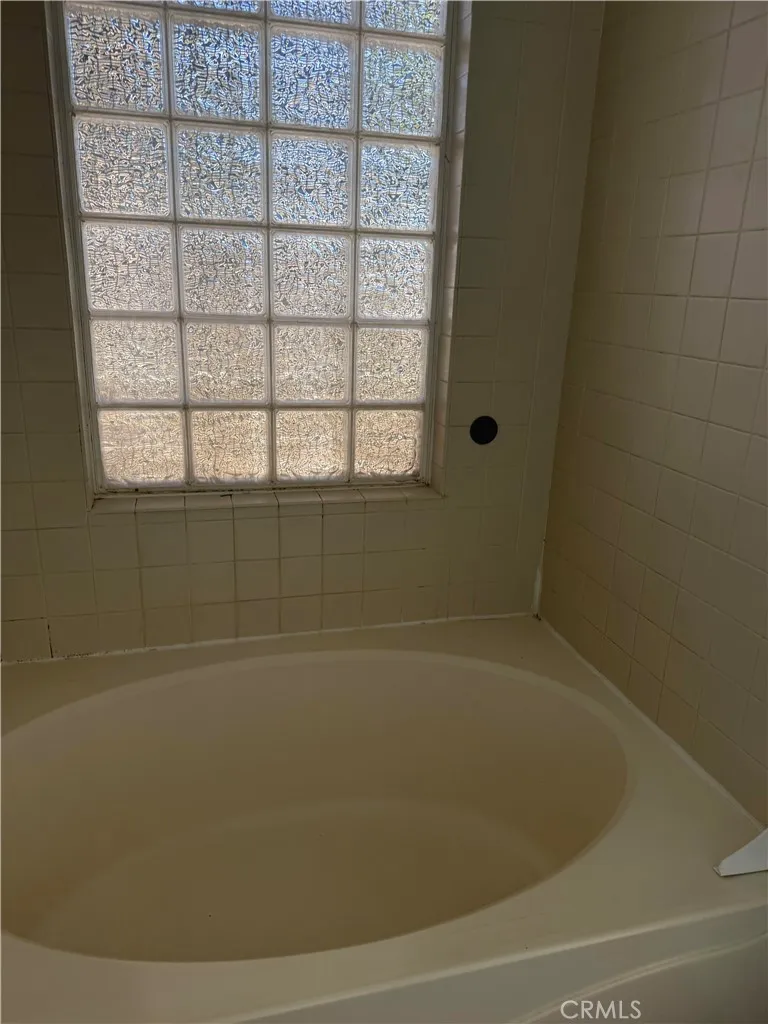 3005 Green Mountain Bakersfield, CA 93312